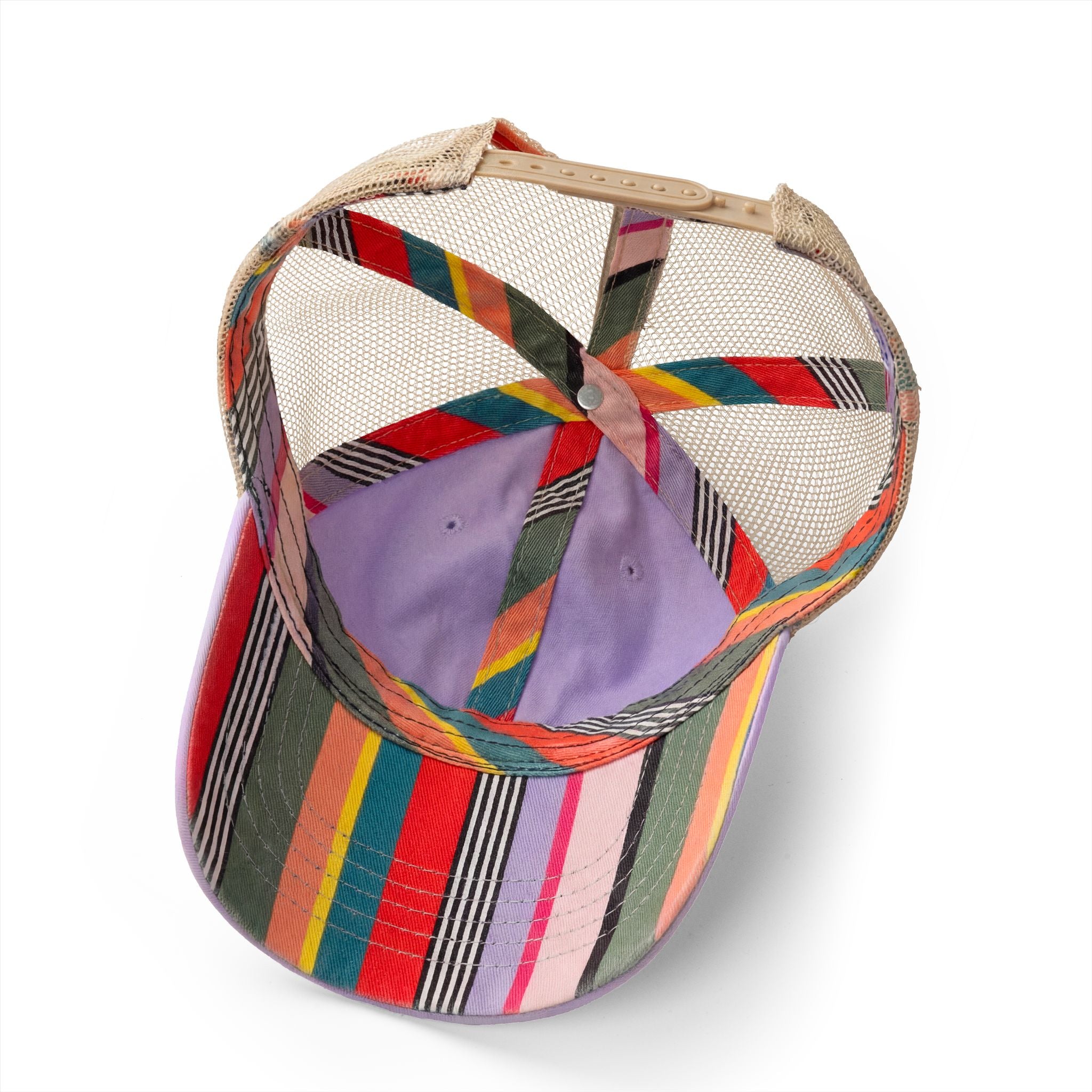 Black Embroidery "Women do it better" - Women's Washed Mesh-Back Cap